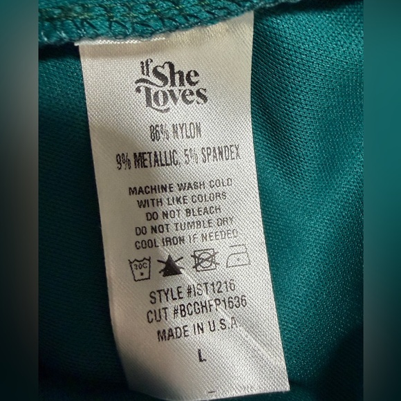 If She Loves Blue-Green Sequin V-Neck Dazzling Festive Crop Top Size L- USA - Picture 9 of 9